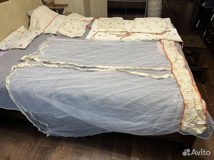 Бортики балдахин комплект постельного белья Perina