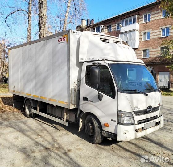 Hino 300 (Dutro), 2017