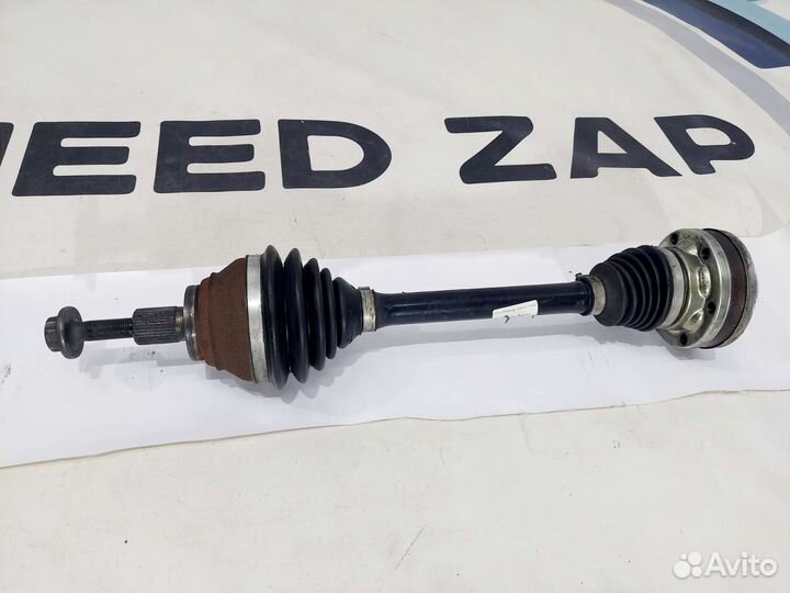 Привод передний левый Audi A3 8P caxc 2003-2013