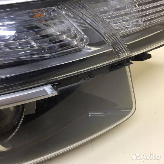 Фара правая Kia Seltos