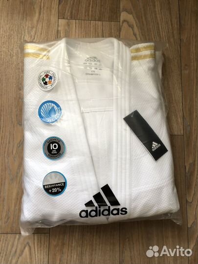 Кимоно для дзюдо adidas champion 2 ijf premium