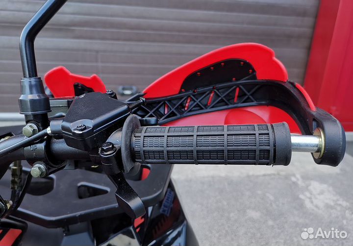 Квадроцикл GBM sharp 190 LUX