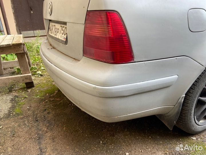 Фонарь задний правый Volkswagen Bora 1997-2005