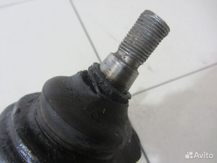 Кулак передний правый Форд