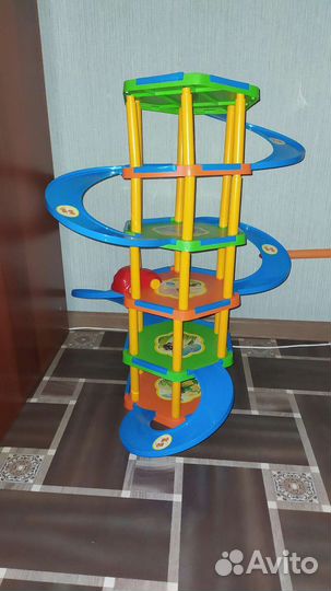 Игра Парковка многоуровневая