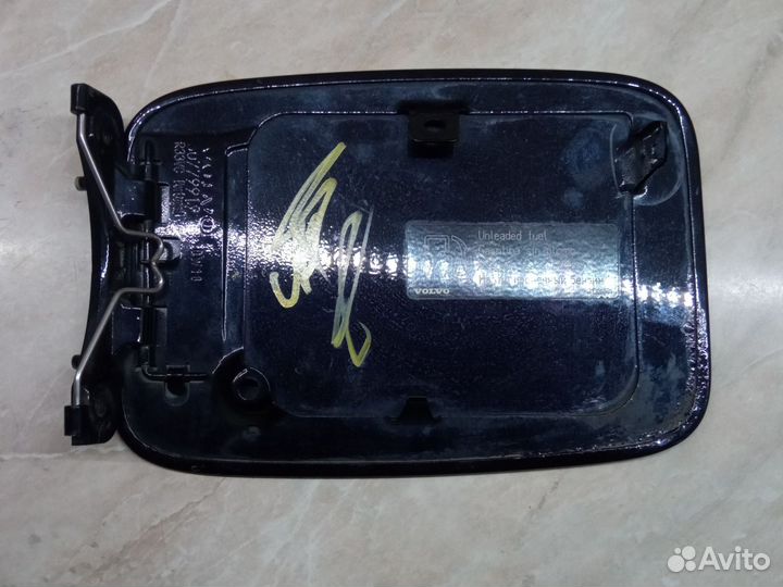 Лючок бензобака volvo s40 II 30779919