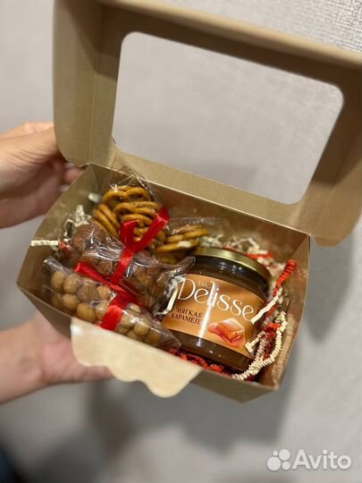 Подарок ко дню воспитателя/учителя/тренера