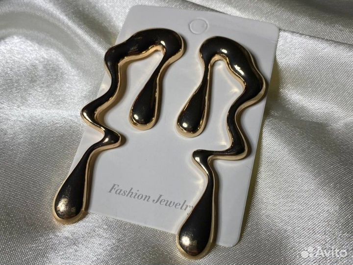 Колье и серьги бижутерия