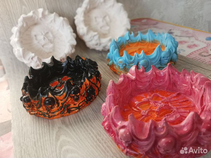 Пепельница череп из гипса