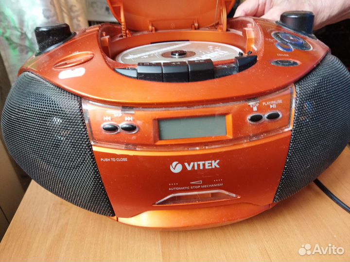 Продаю магнитолу с сd/MP3 проигрывателем