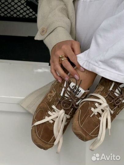 Кроссовки new balance miu miu