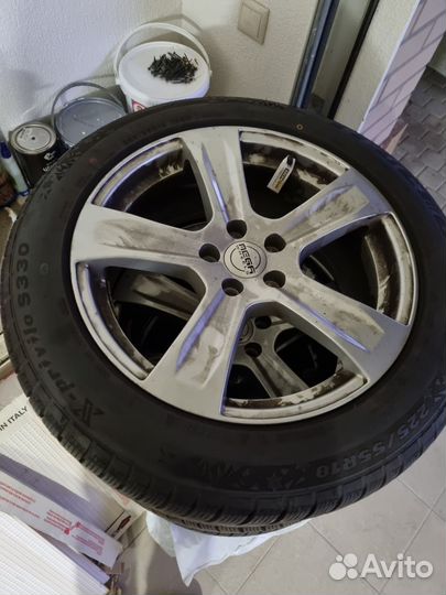 Зимняя резина с литыми дисками (225/55,R18)