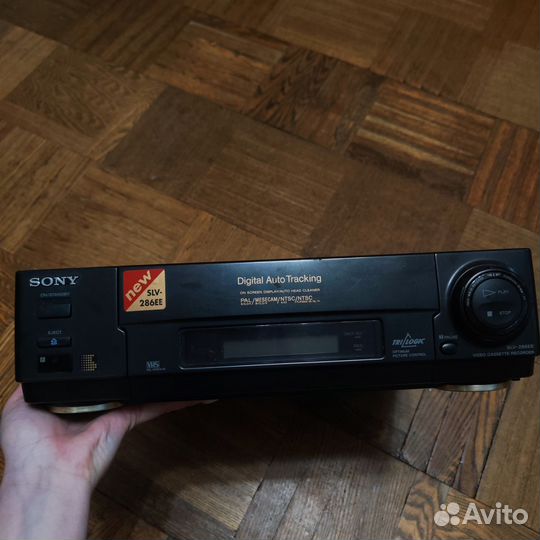 Видеомагнитофон sony