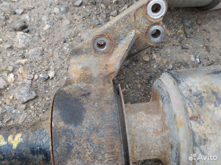 Привод передний SsangYong actyon 2.0 TDI 2011 год