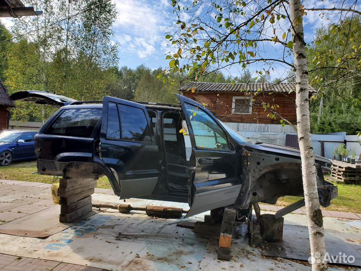 Стёкла боковые на джип гранд чероки Wj ZJ