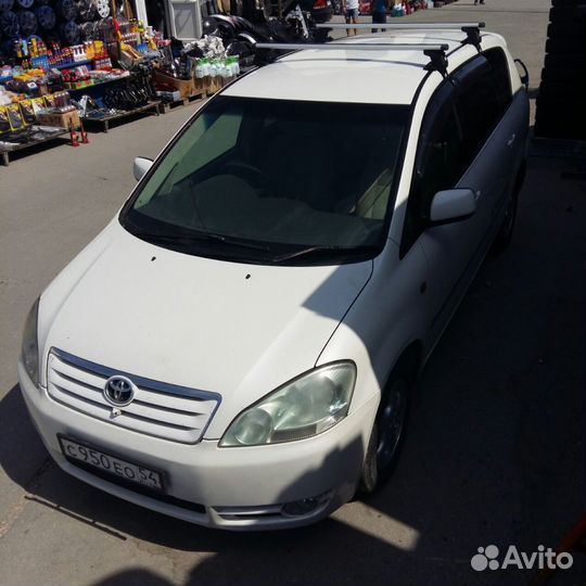 Багажник на Тойота Ипсум 