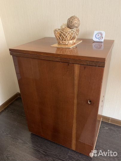 Швейная машинка чайка 2