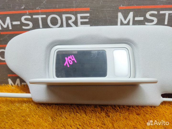 Козырек солнцезащитный правый Mercedes-Benz