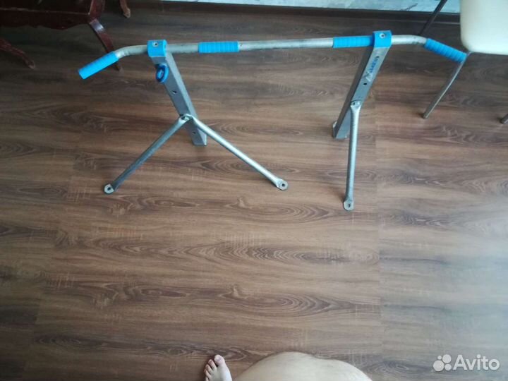 Настенный турник