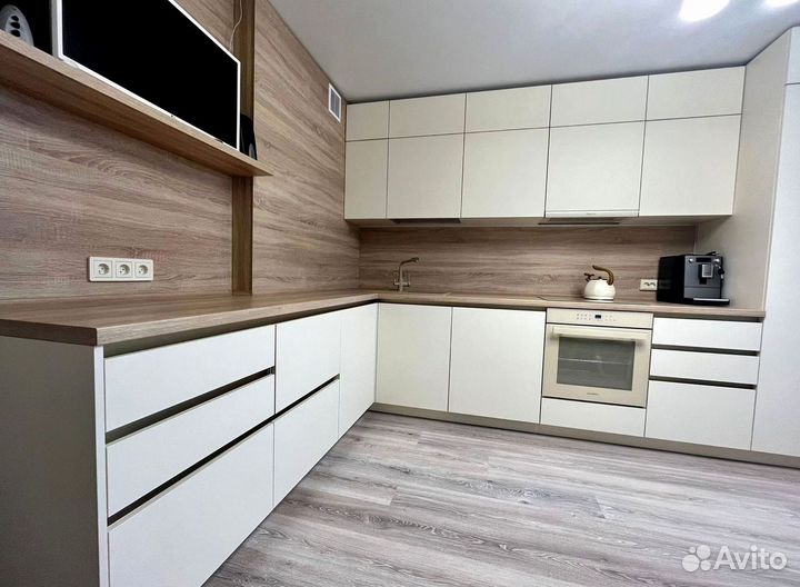 Кухня на заказ. Доставка и сборка