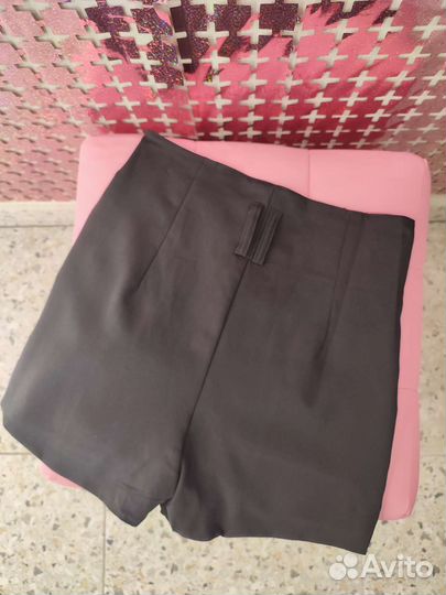 Шорты женские классические