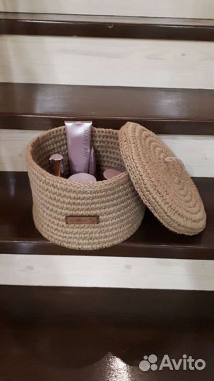 Корзина с крышкой