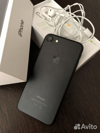 iPhone 7, 128 ГБ