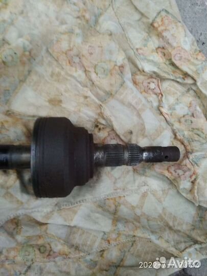 Полуось передняя правая Opel Zafira A 1,8 (aкпп)