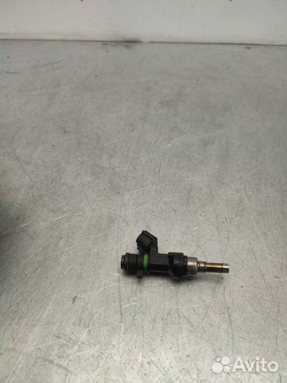 Форсунка инжекторная электрическая Nissan Tiida