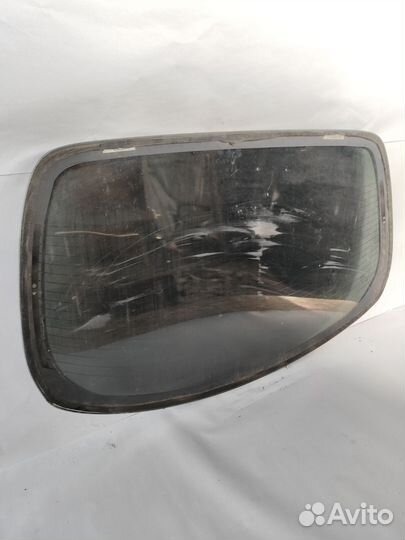 Стекло заднее Nissan Primera P12