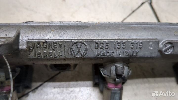 Рампа топливная Volkswagen Golf 4, 1998