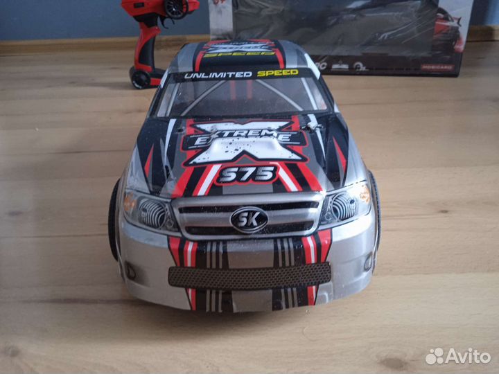 Машинка на пульте управления(дрифт)