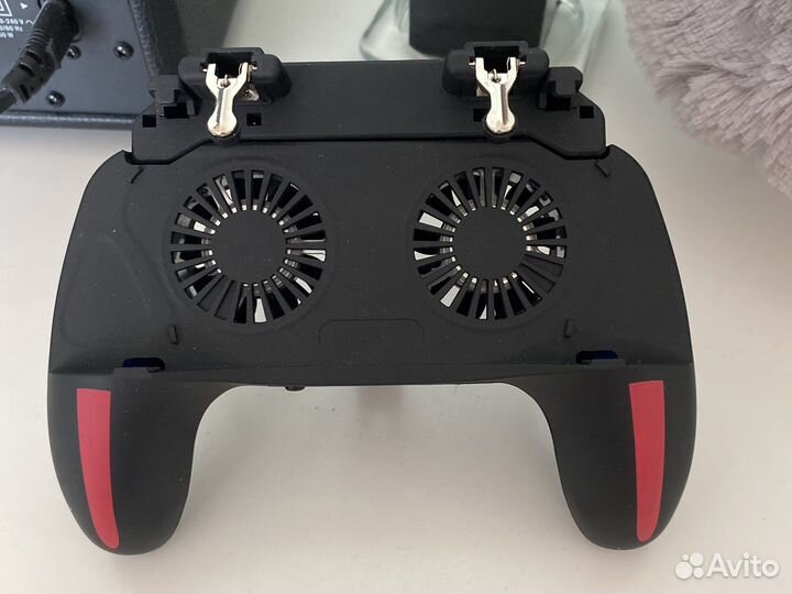 Геймпад джойстик для телефона