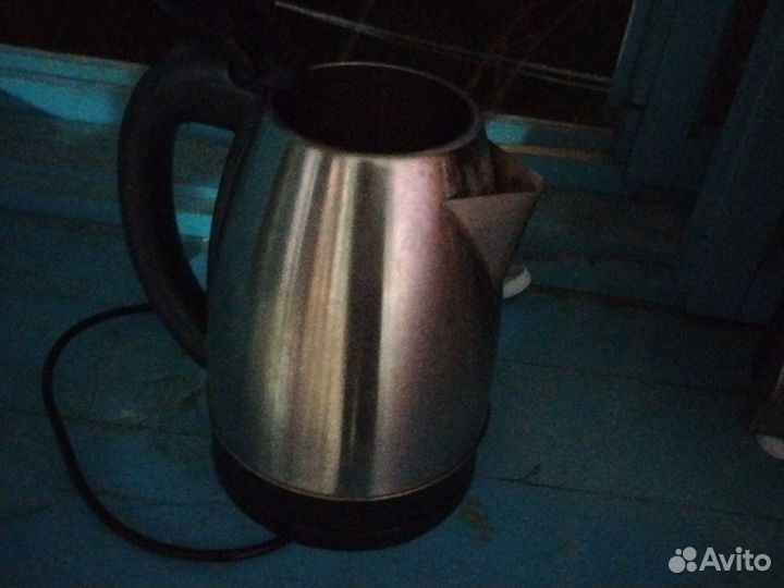 Чайник электрический бу