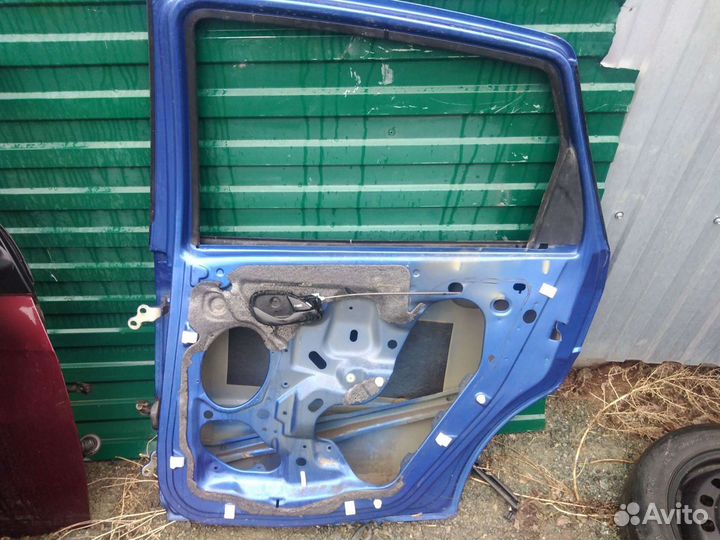 Форд фокус 1 дверь задняя правая