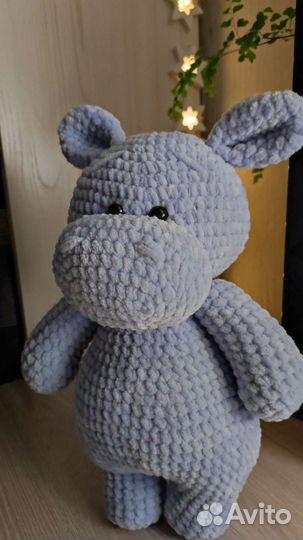 Вязаная игрушка Бегемот