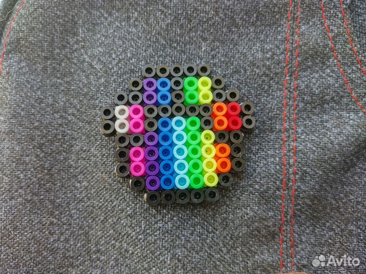 Значок ручной работы