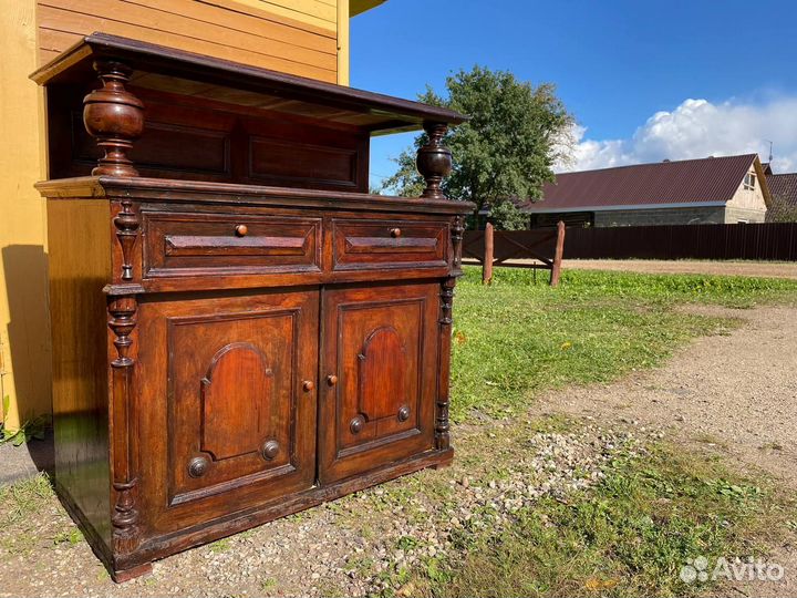 Старинный буфет - антиквариат