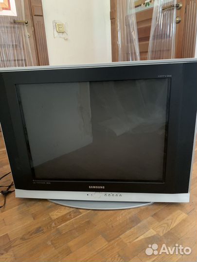 Телевизор б/у