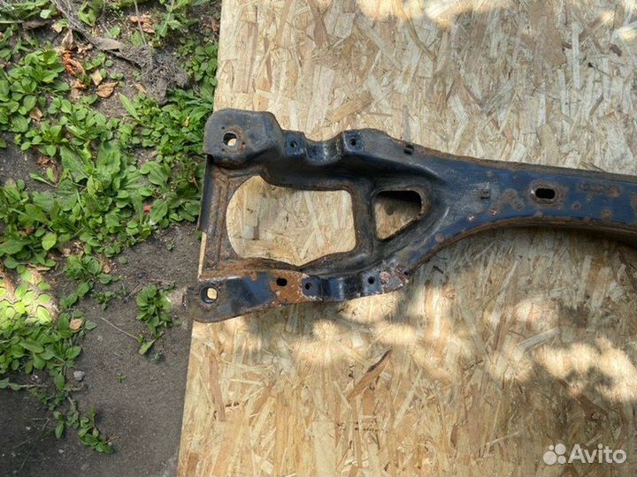 Балка подвески задняя Porsche Cayenne 955 4.5