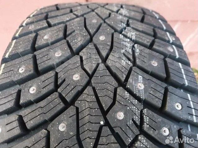 Triangle IcelynX TI501 235/45 R18