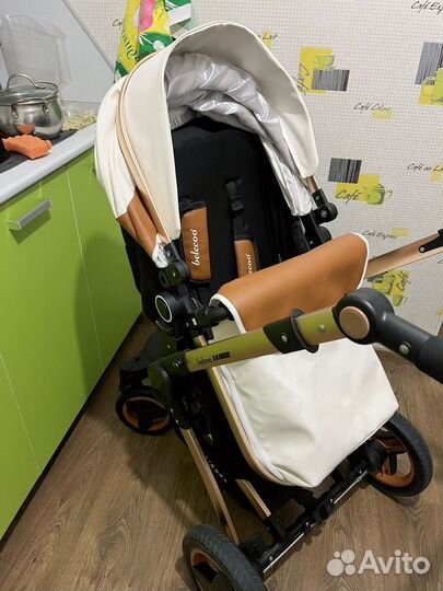 Коляска 3 в 1 с автолюлькой