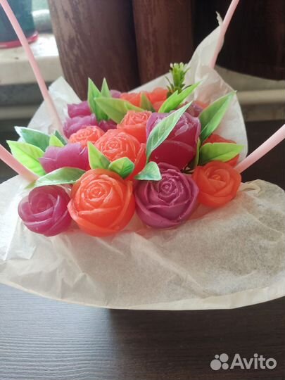 Букет роз из мыла