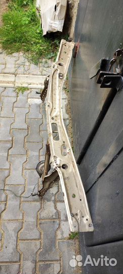 Телевизор Ауди 100 С3