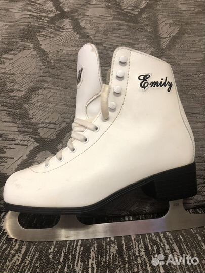 Коньки для фигурного катания 37