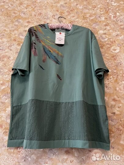 Футболка женская светло зеленая оверсайз