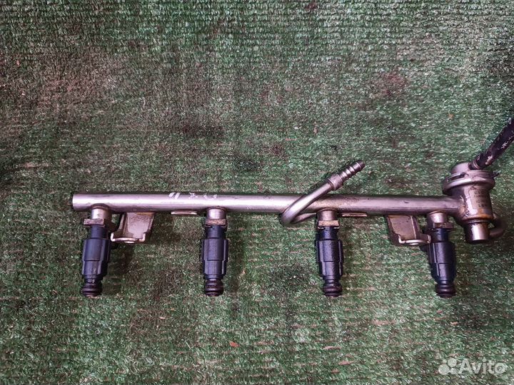 Форсунка инжекторная электрическая Volkswagen Pass