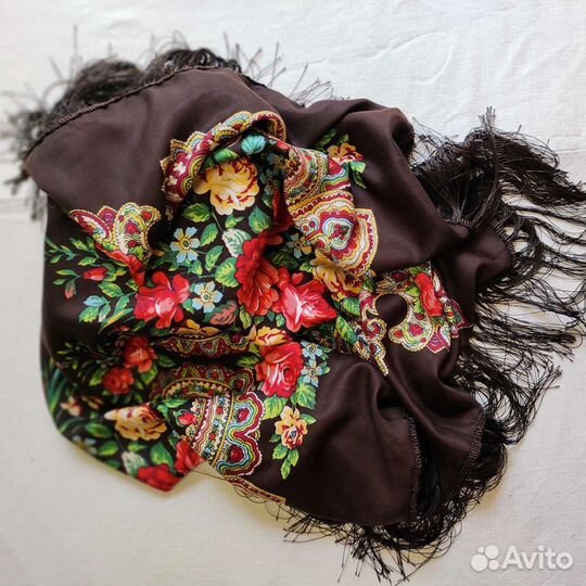 Платок шаль коричневая 110х110