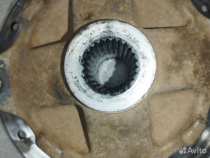 Ступица передняя Polaris sportsman forest 500