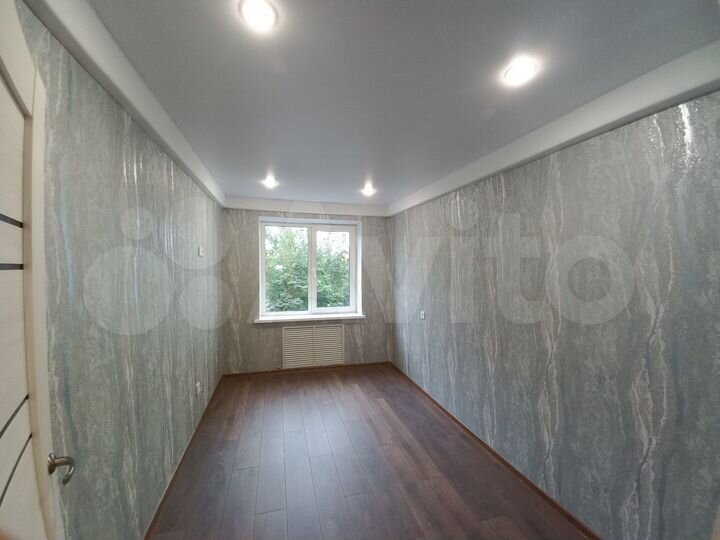 3-к. квартира, 58 м², 3/9 эт.